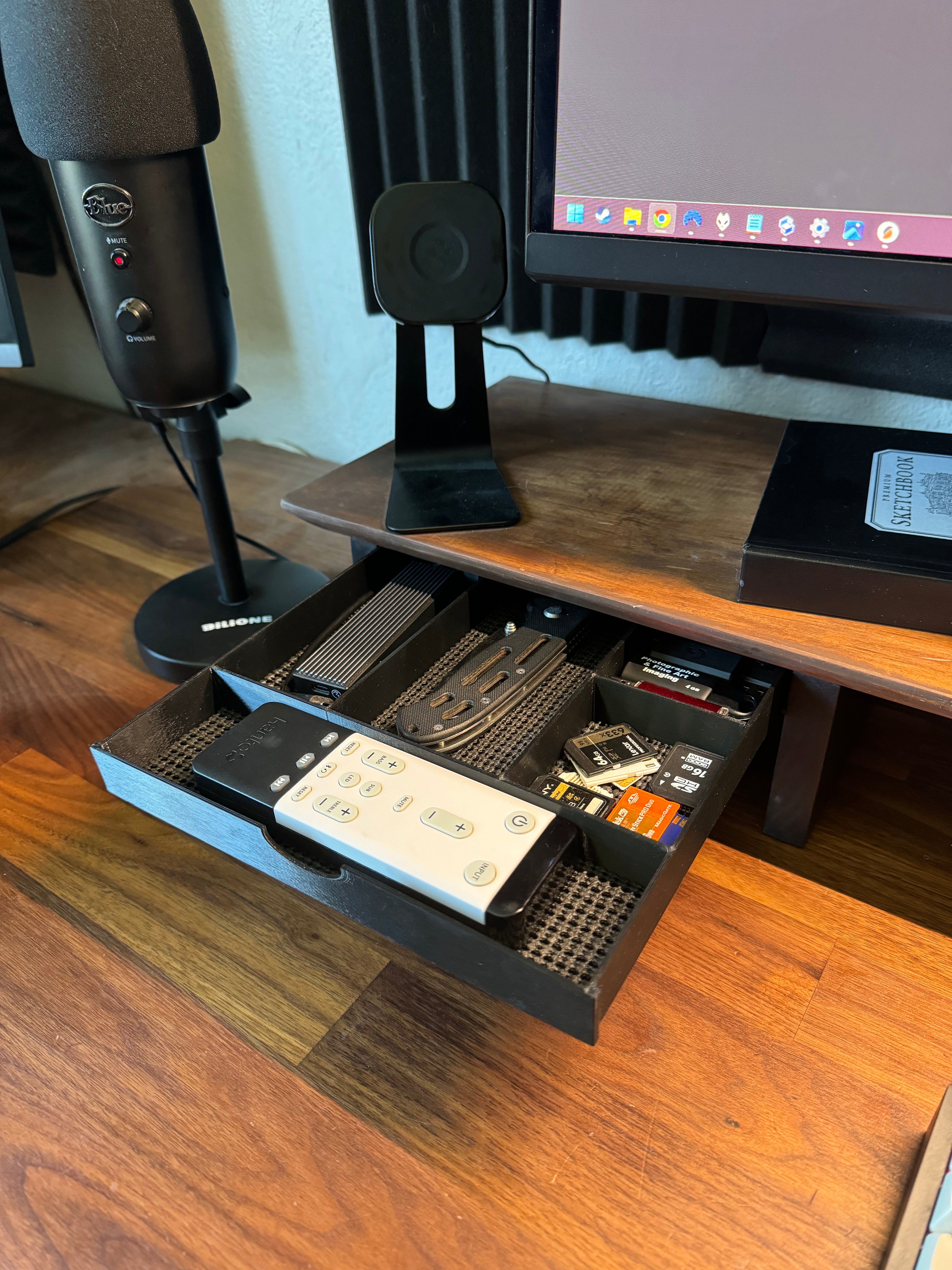 Étagère de bureau avec tiroirs de rangement