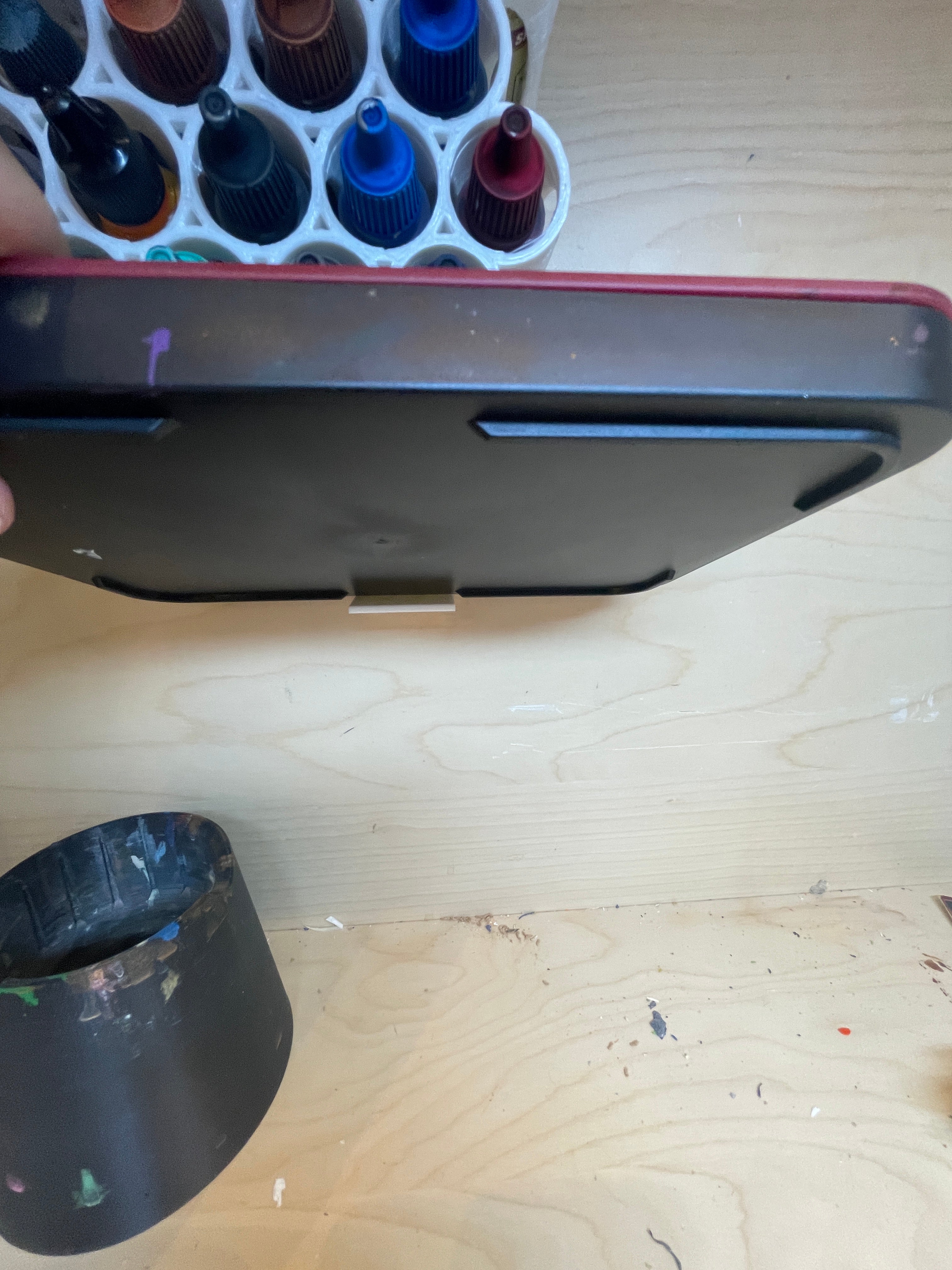Montage mural pour palette humide Army Painter - Espace optimal pour la créativité