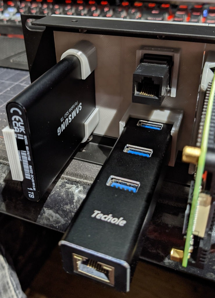 Concentrateur USB3 Raspberry Pi et port réseau supplémentaire - Adaptateur de montage en rack 19" 2U