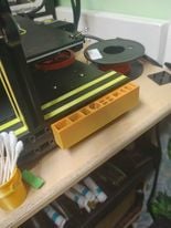 Boîte à outils latérale pour imprimantes 3D avec rails en aluminium extrudé