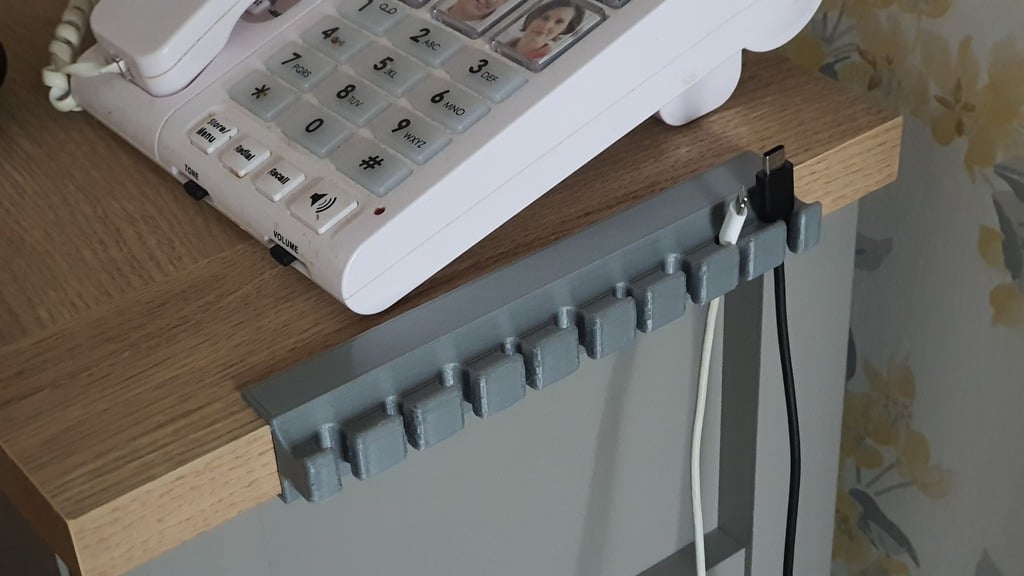 Support de câble pour table Next Malvern Eg (bord de 25 mm)