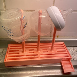 Organisateur d'évier de cuisine fonctionnel avec porte-bouteille