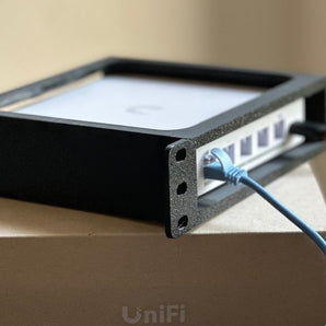 Support de montage en rack pour UniFi UXG Max / UCG-Ultra (19"/10")