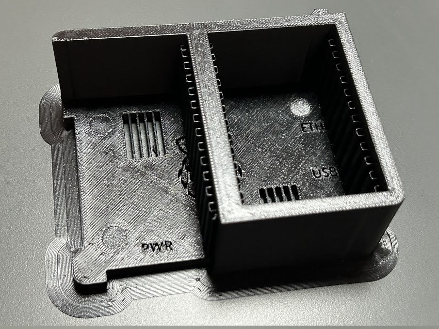 Montage sur rail DIN 35 mm pour Raspberry Pi 4 dans un boîtier FLIRC