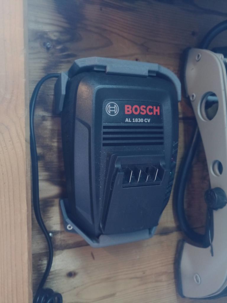 Support mural pour chargeur de batterie Bosch AL18xx
