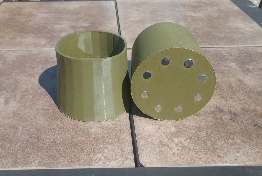 Porte-gobelet magnétique pour surfaces métalliques