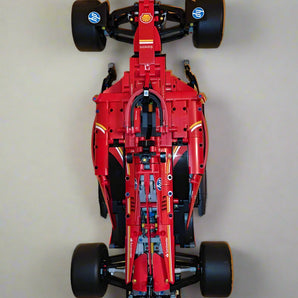 LEGO 42207 Ferrari SF-24 Support mural