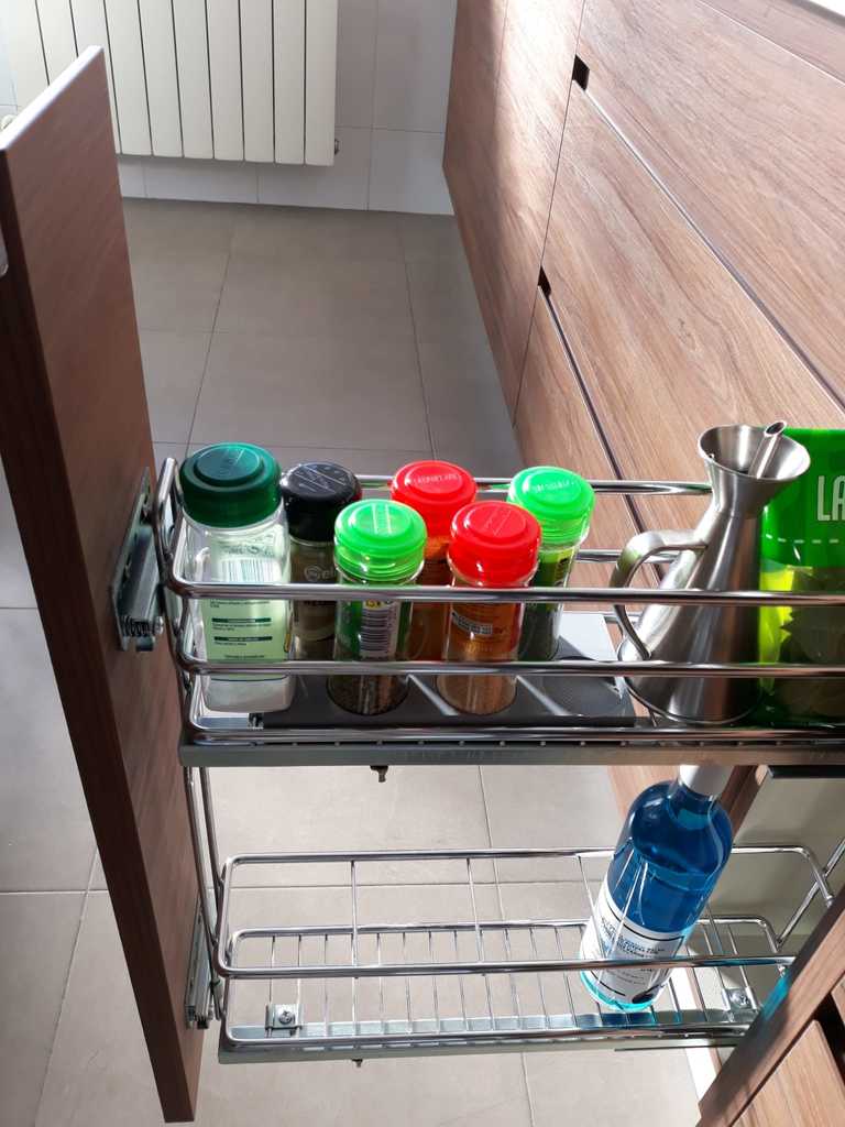 Organisateur d'épices compact pour tiroir