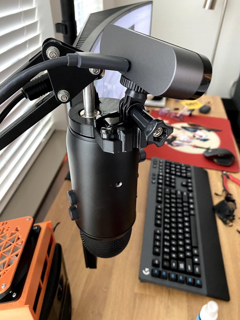 Blue Yeti Microphone et support GoPro/Webcam