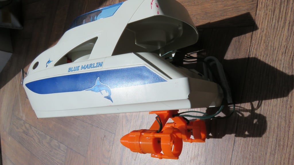 Bateau Playmobil avec nacelle bimoteur