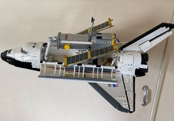 Support mural pour LEGO Shuttle Discovery 10283