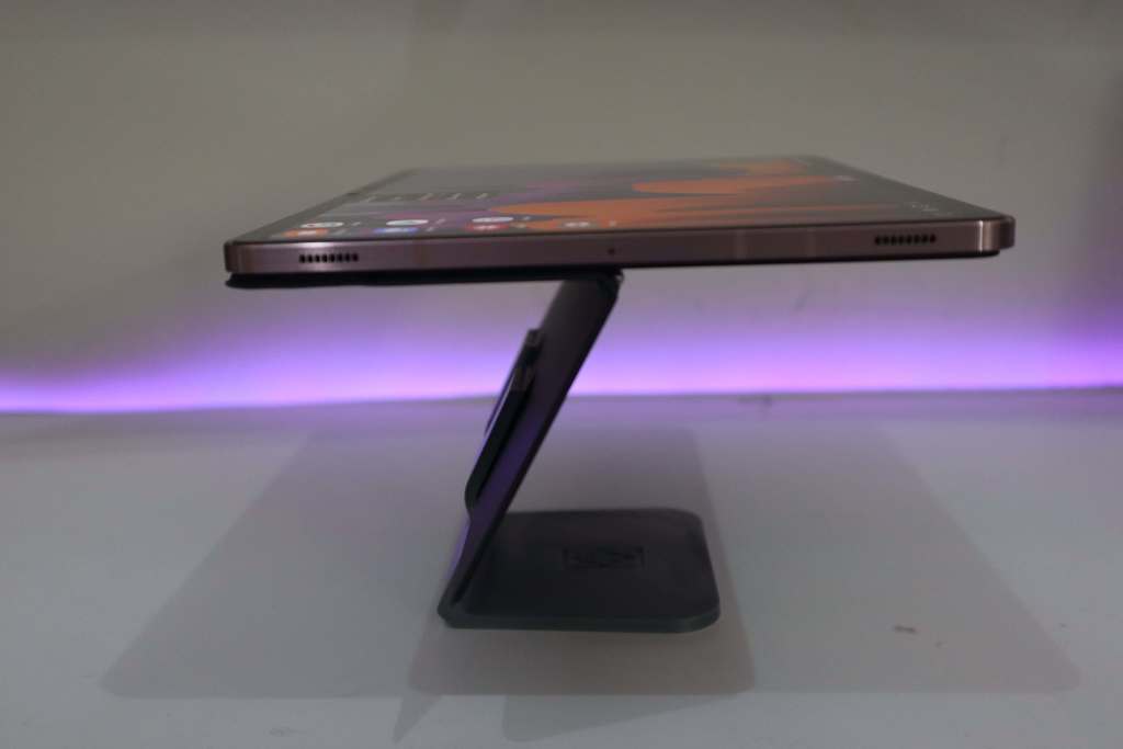 Support de tablette mobile pour Microsoft Surface Pro et Samsung Galaxy Tab S7 avec béquille réglable