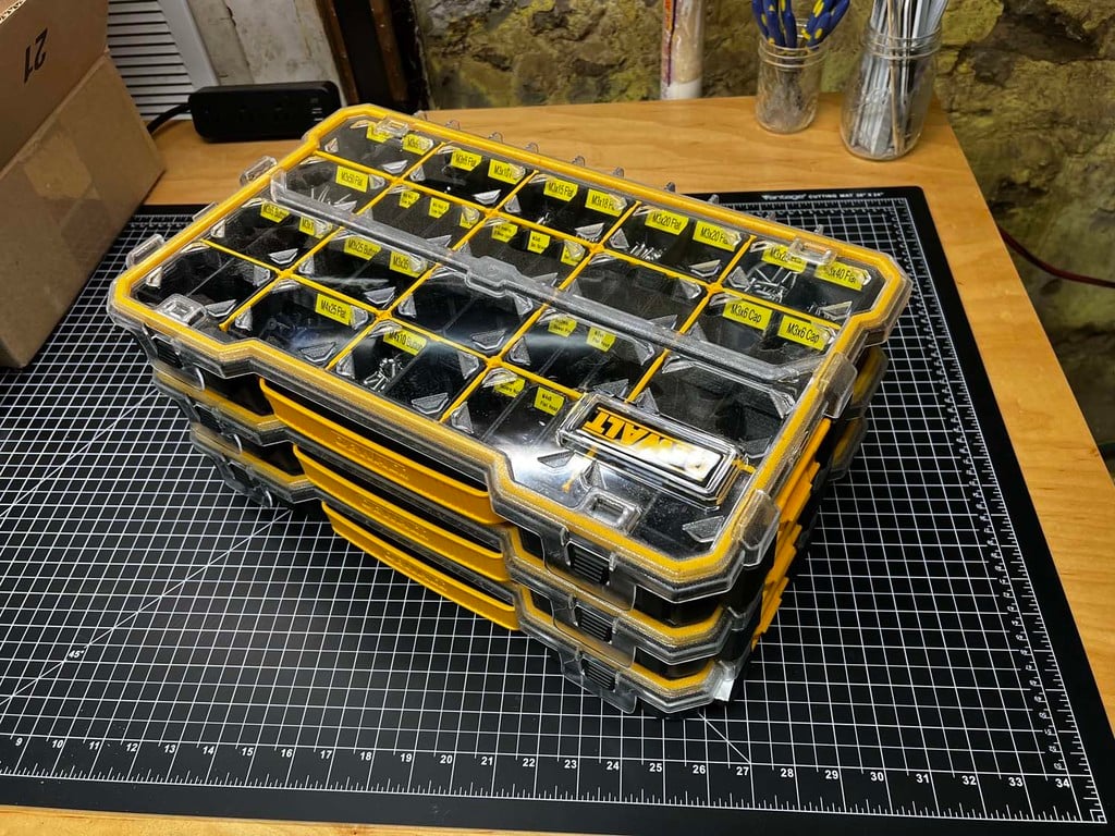 Boîtes d'organisateur modulaires pour petites pièces