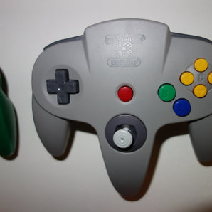 Montage mural pour manette 8bitdo X Retro-Bit 64