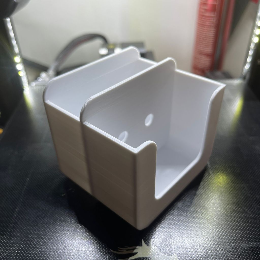 Support sous le bureau pour l'adaptateur d'alimentation de l'Odyssey G5 de Samsung