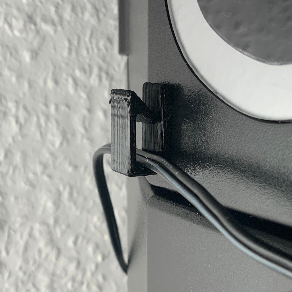 Clips de câble pour une gestion organisée des câbles