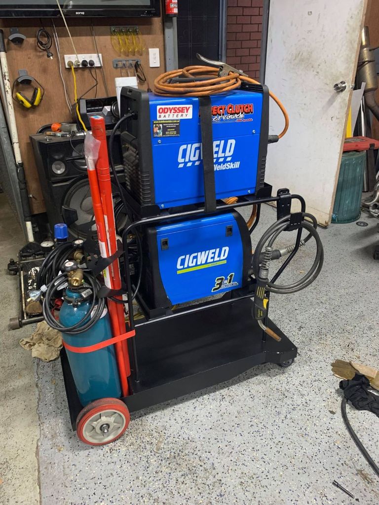 Support de câble pour chariot de soudage