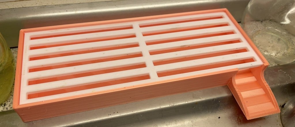 Organisateur d'évier de cuisine fonctionnel avec porte-bouteille