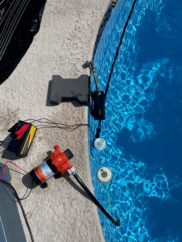 Pompe de cale pour dripline 1/2' et adaptateurs NPT