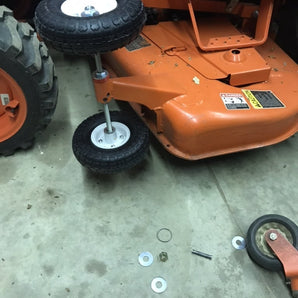 Support de rangement pour tondeuse à gazon Kubota à montage central RCK-60-30BA
