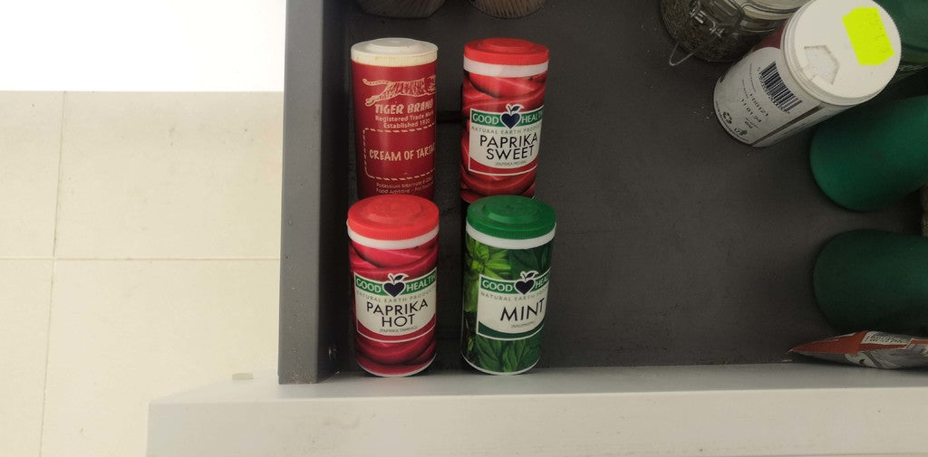 Étagère de rangement à épices