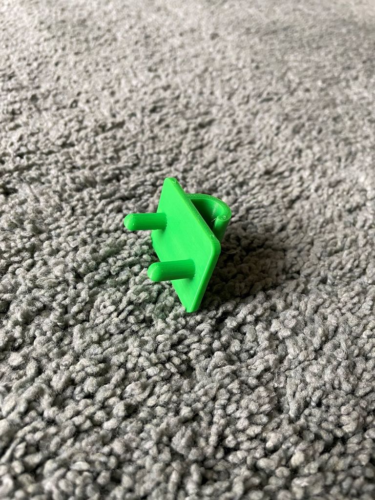 Supports de câbles IKEA IVAR pour la gestion des câbles