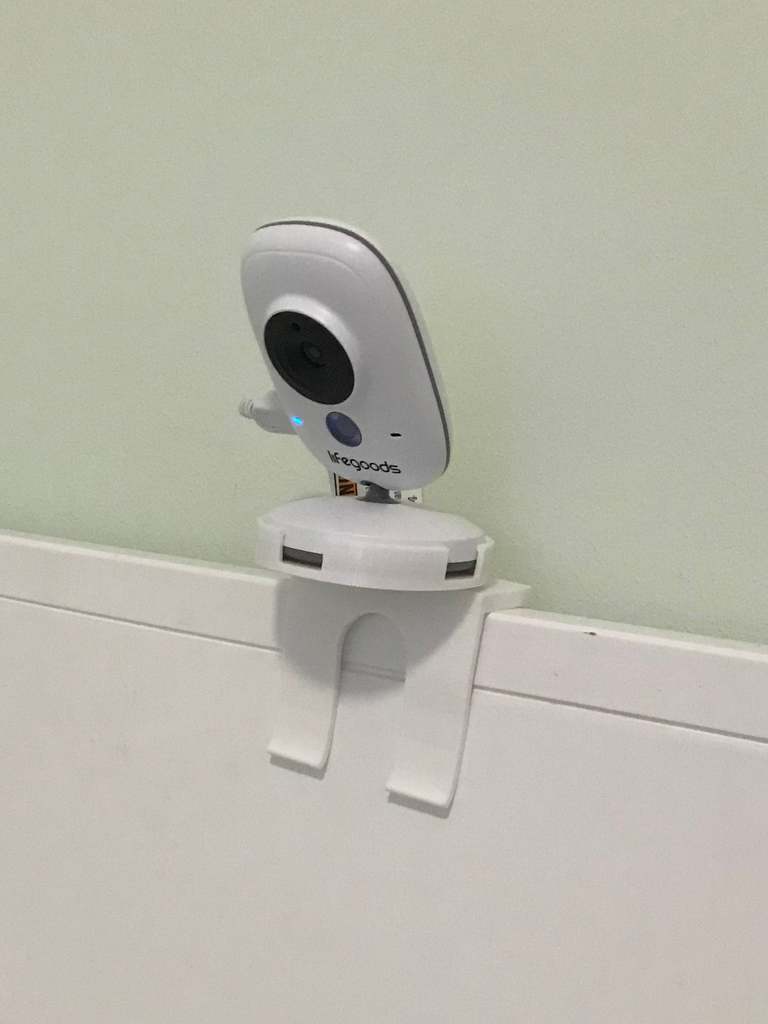 Support de caméra pour babyphone avec trou décalé