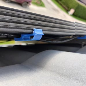 Clip de gestion de câbles pour panneaux solaires