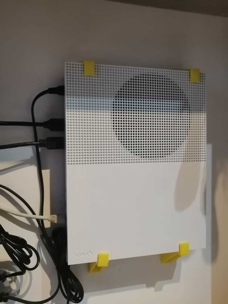 Montage murale Xbox One S