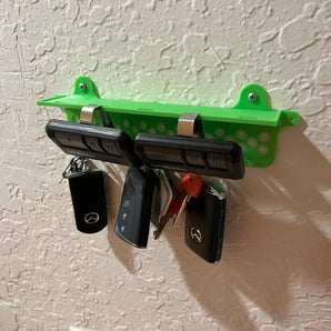 Porte-clés mural avec étagère pratique