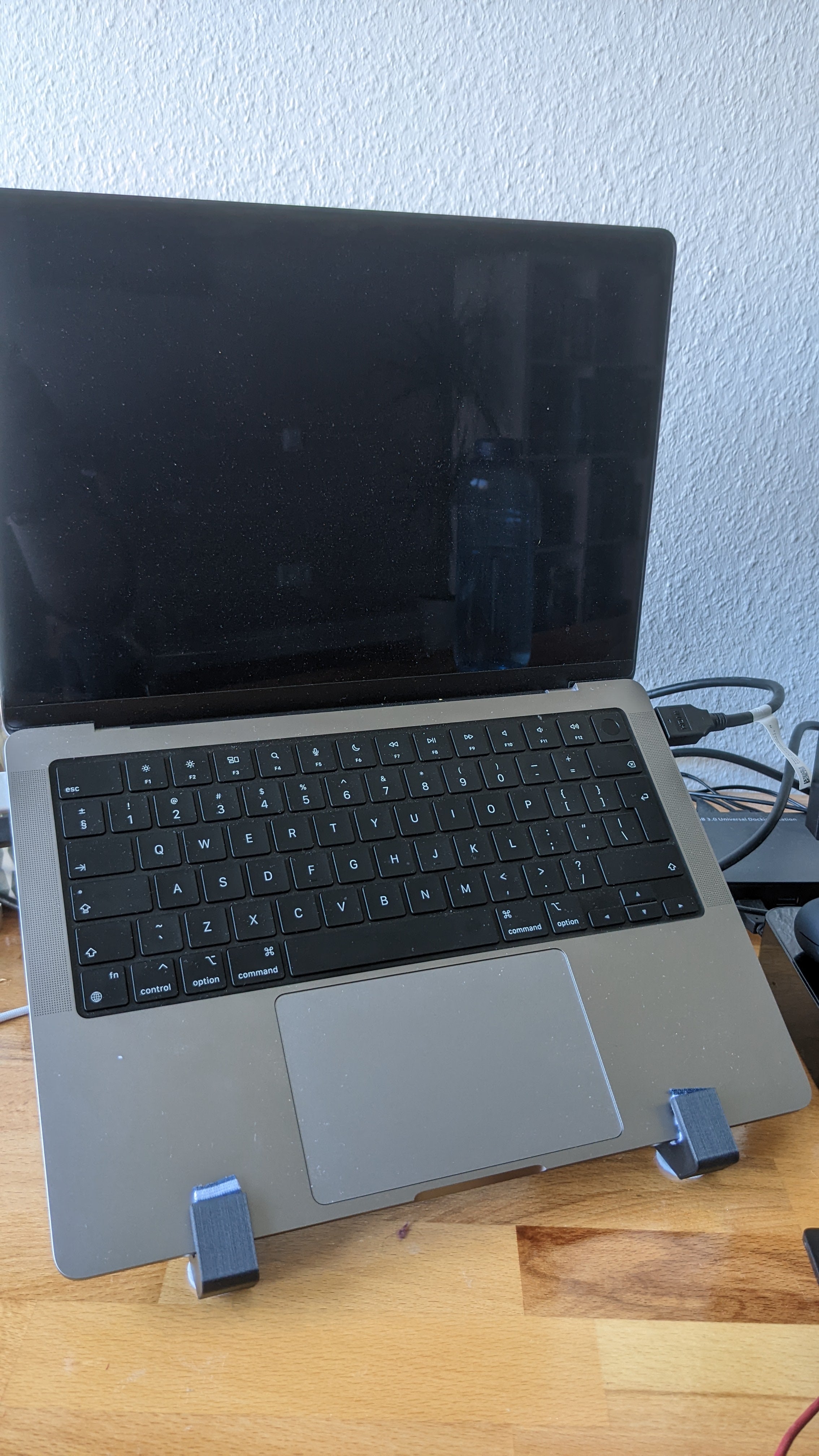 Macbook Pro Stand til Notebook og Laptop til Kontor og Hjemmekontor