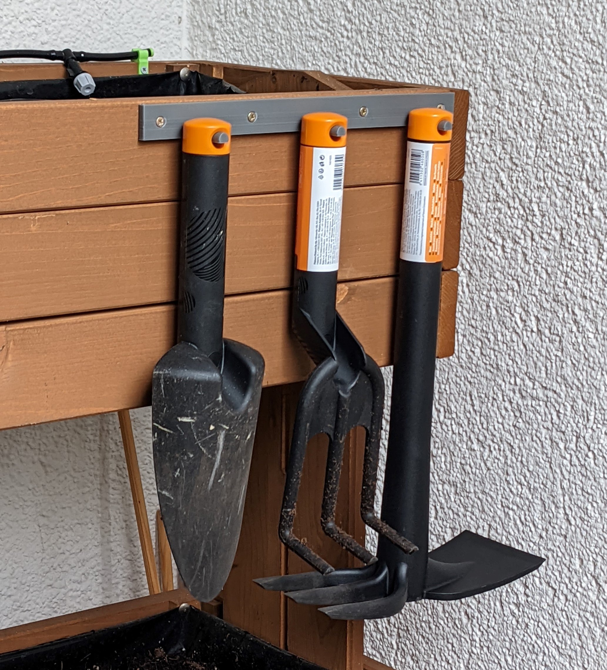 Support mural pour outils de jardinage Fiskars