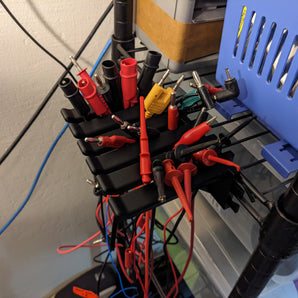 Support de câble et de fil test pour étagères à fil HDX