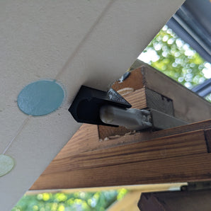 Support de battant Velux pour fenêtres de toit