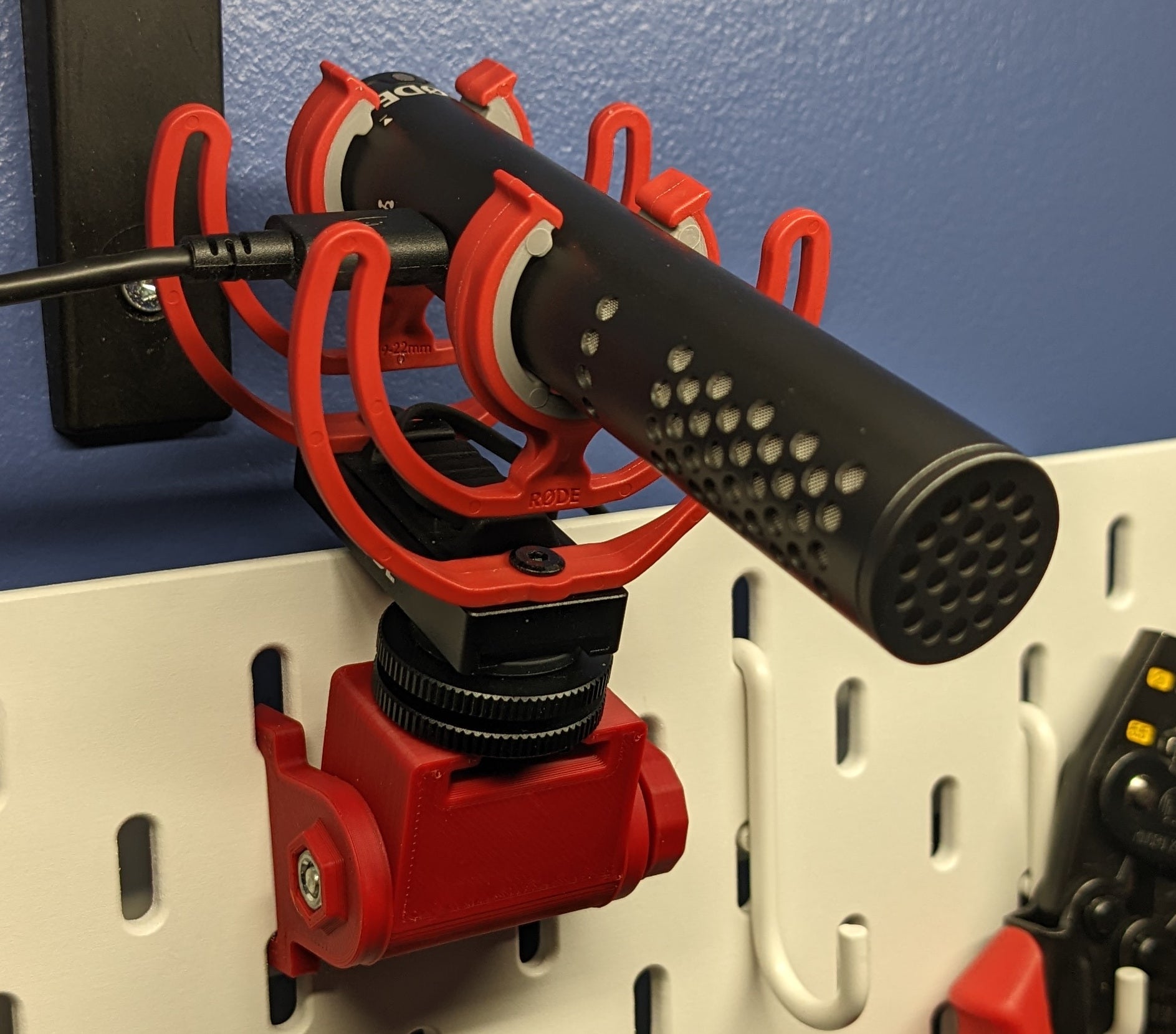 SKÅDIS Cold Shoe Mount - Solution de montage pour microphone