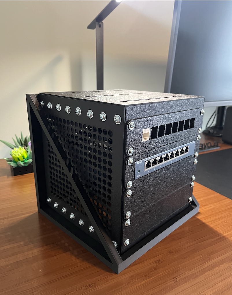 Montage murale/étagère pour mini serveur rack