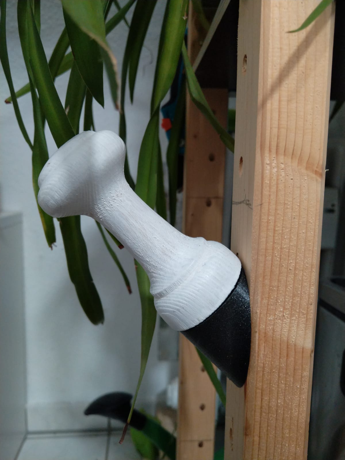 Adaptateur mural pour crochets - Suspension optimale à un angle de 45°