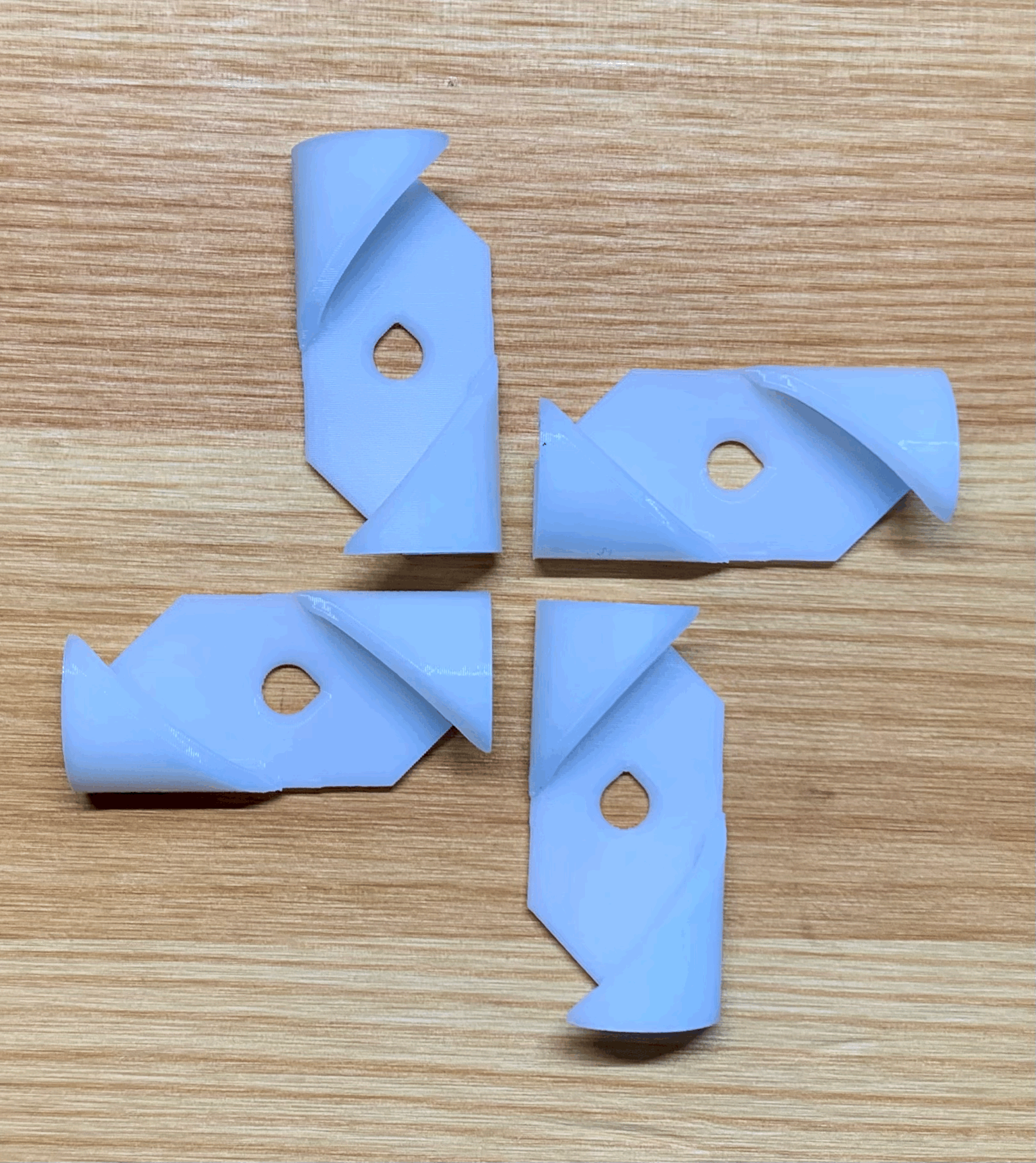 Clips de câble pour une gestion efficace des câbles - Usage intérieur et extérieur
