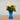 Vase moderne torsadée avec design en éclats de glace