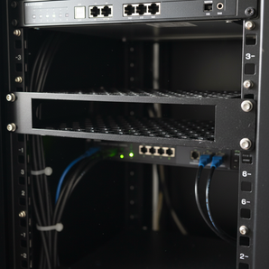 Montage en rack 10 pouces Unifi USW-Flex-XG