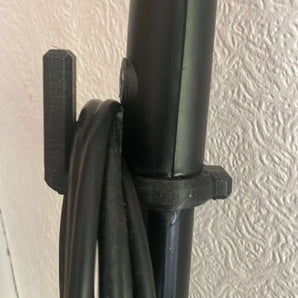 Crochet de câble pratique pour vadrouille à vapeur et aspirateur