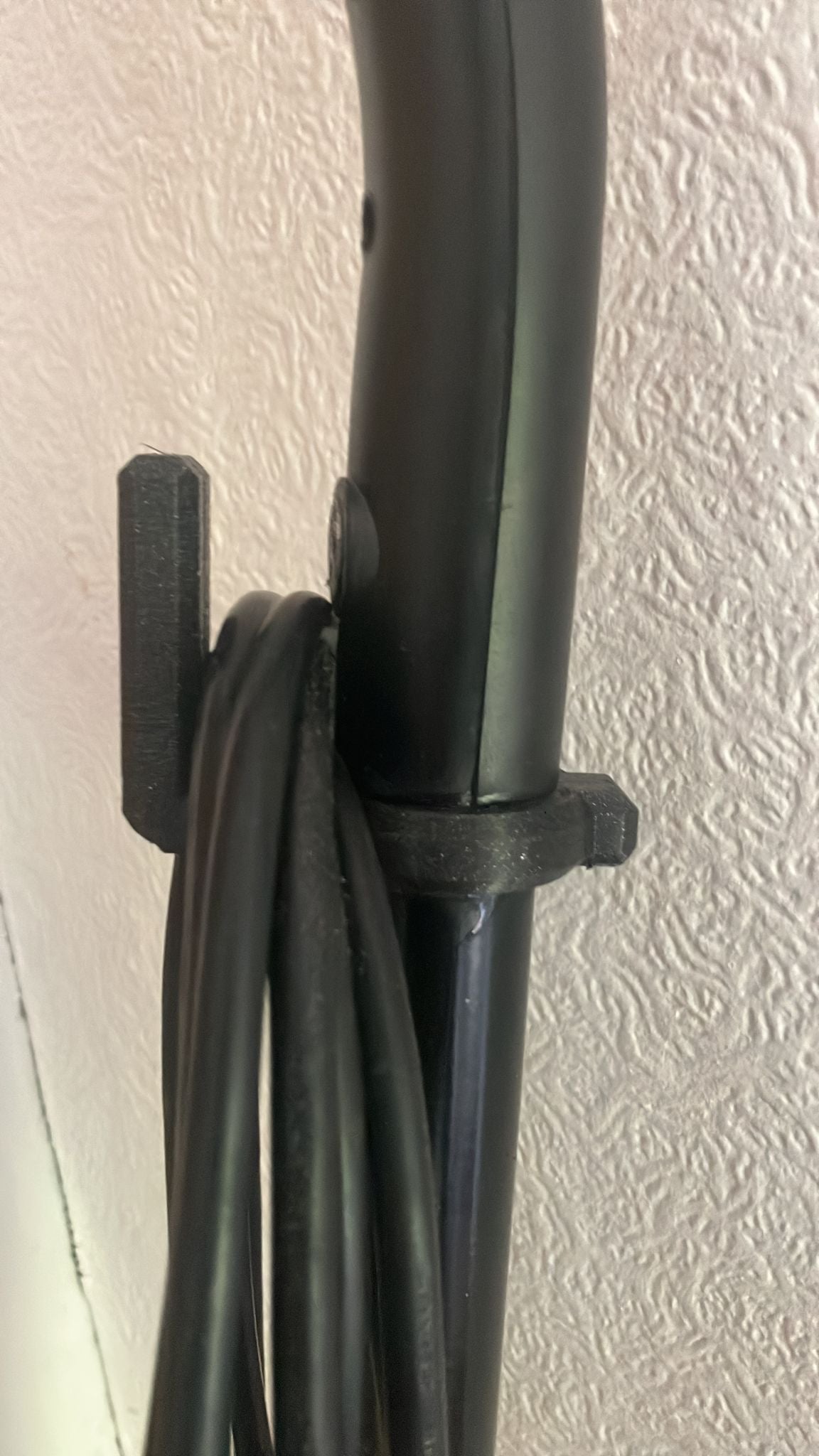 Crochet de câble pour balai à vapeur/aspirateur