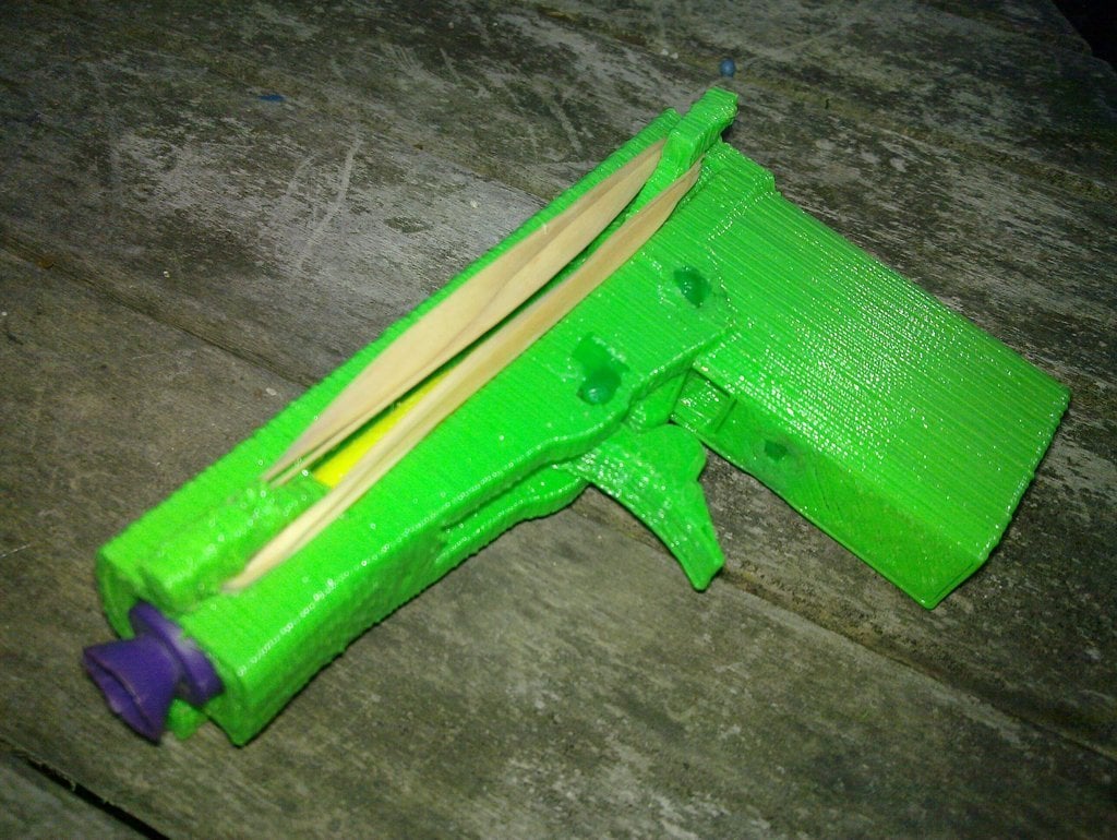 Pistolet à fléchettes en mousse pour les types de mousse NERF(TM)