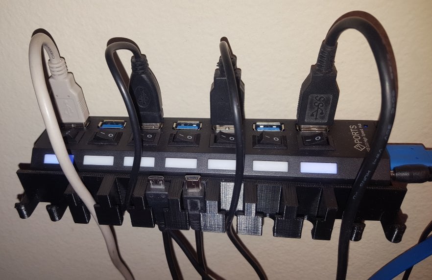 Support de hub USB à 7 ports avec gestion des câbles
