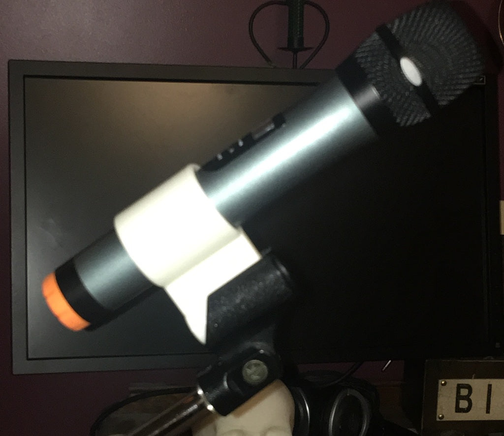 Adaptateur pour pied de microphone pour microphones sans fil plus grands