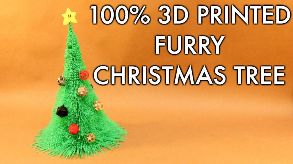 Sapin de Noël imprimé en 3D avec détails en fourrure