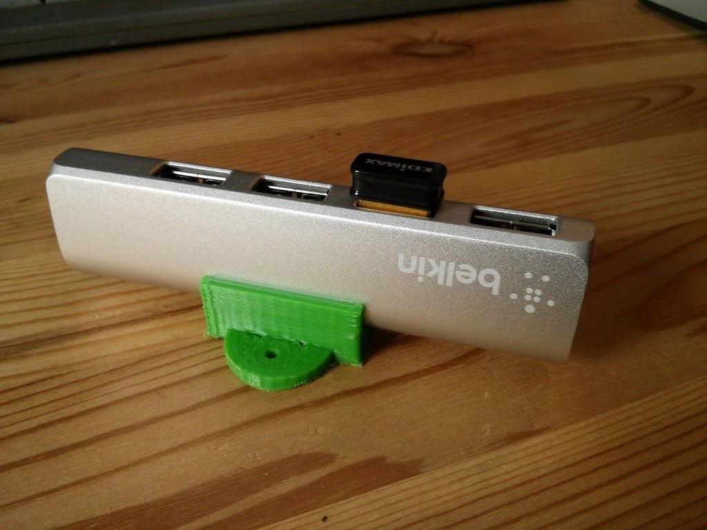 Support de montage pour hub USB Belkin