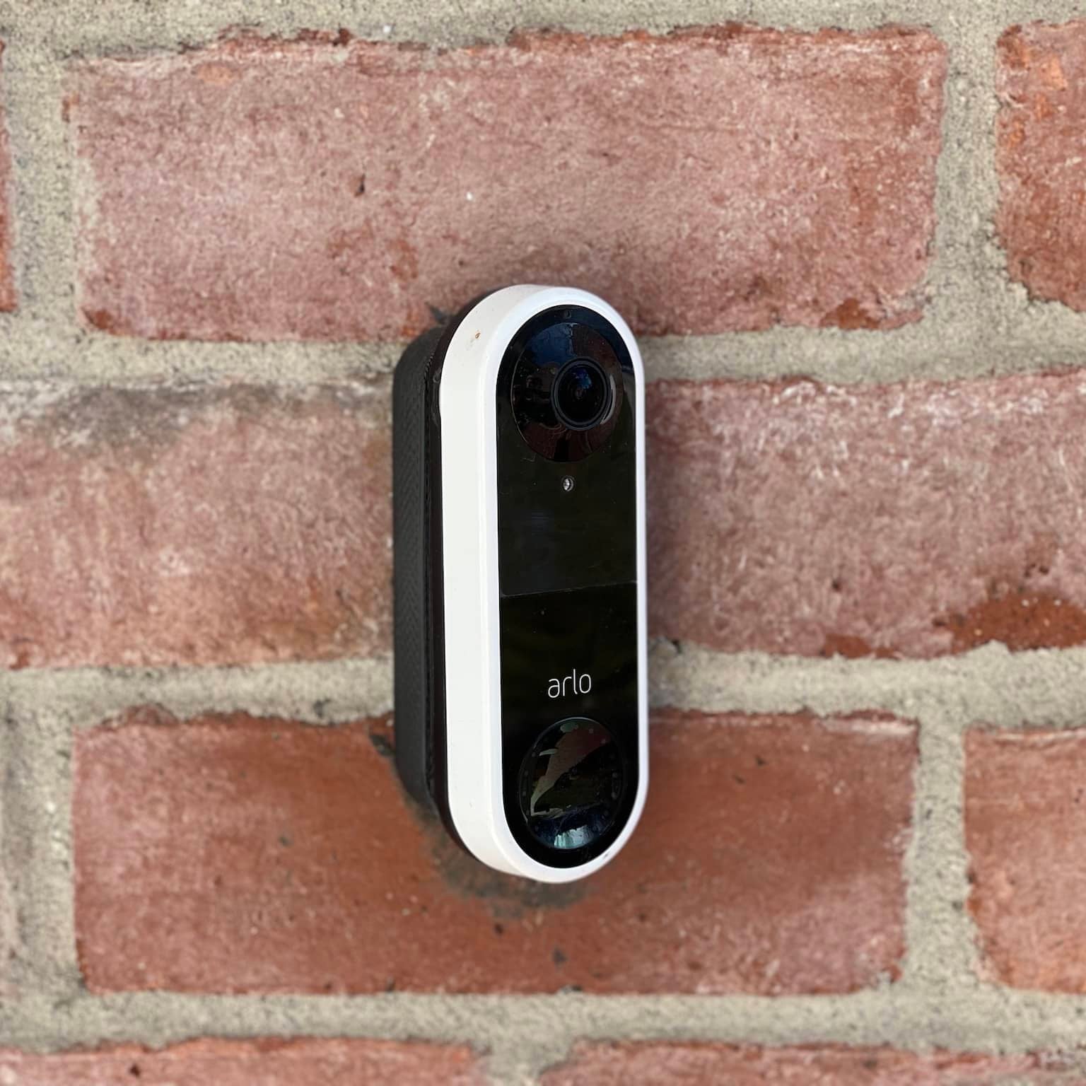 Arlo Doorbell, montage à un angle de 45 degrés