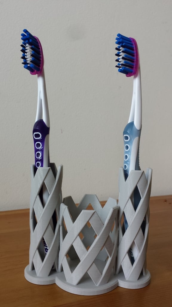 Porte-brosse à dents avec espace pour 1 à 4 brosses et boîte à outils intégrée