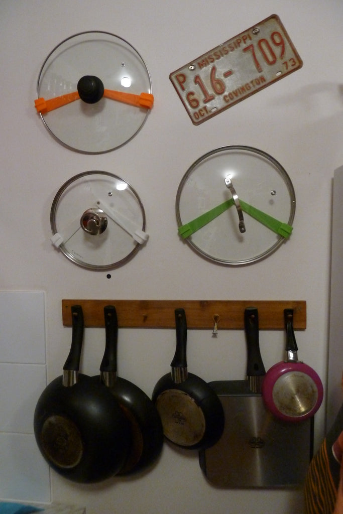 Support de couvercle de casserole réglable pour le mur de la cuisine